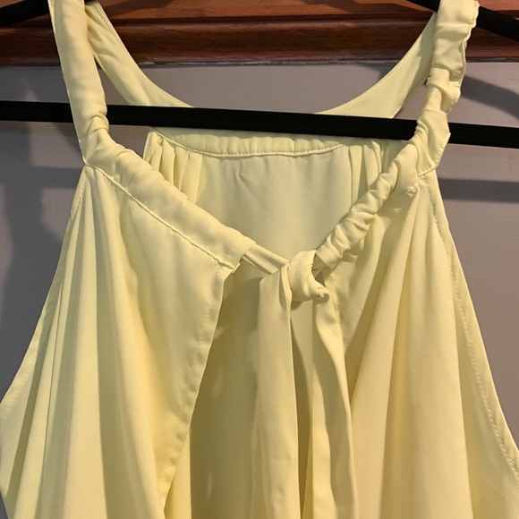 Bright and light dress - Picture 5 of 7